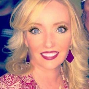 Meet your Posher, Sharon